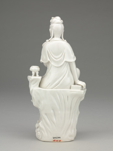 Guanyin with a Fish Basket (Yulan Guanyin) - Image 5