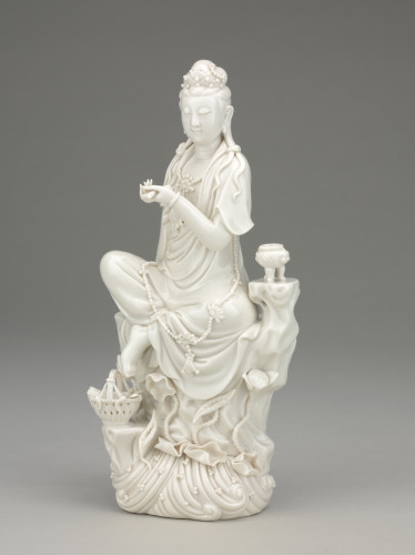 Guanyin with a Fish Basket (Yulan Guanyin) - Image 2