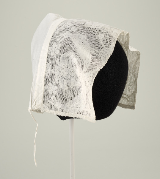 Cap with Flemish Bobbin Lace Brim - Image 2