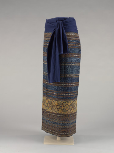 Li Chinese Skirt with Embroidered Band - Image 4