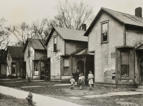 Far Across Town - Image 4