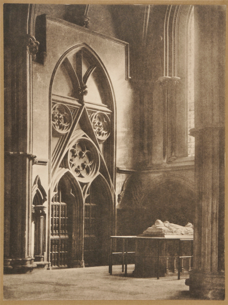 YORK MINSTER: "IN SURE AND CERTAIN HOPE"