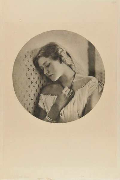 ELLEN TERRY, AT THE AGE OF SIXTEEN