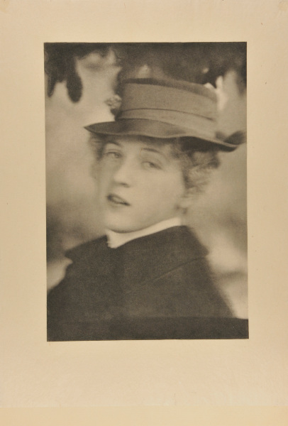 PORTRAIT-S.R. (1904)