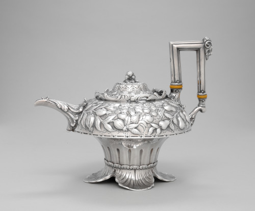 Teapot - Image 3