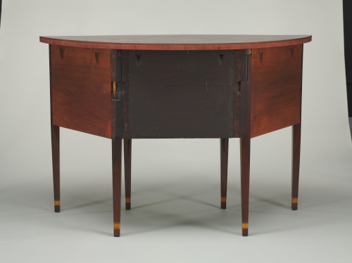 Serpentine-front Demilune Sideboard - Image 3