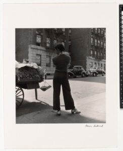 Harlem 1940, Street Scene I
