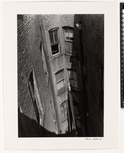 Harlem 1940, Airshaft - Image 4