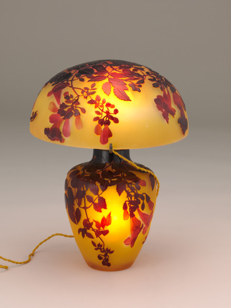 Trumpet Vine Table Lamp - Image 8