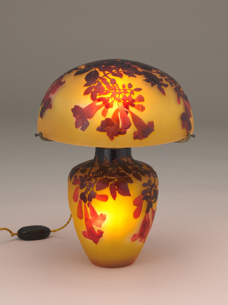 Trumpet Vine Table Lamp - Image 2