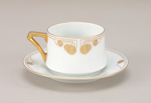 Vienna Secession Style Tea Cup and Saucer - Image 4