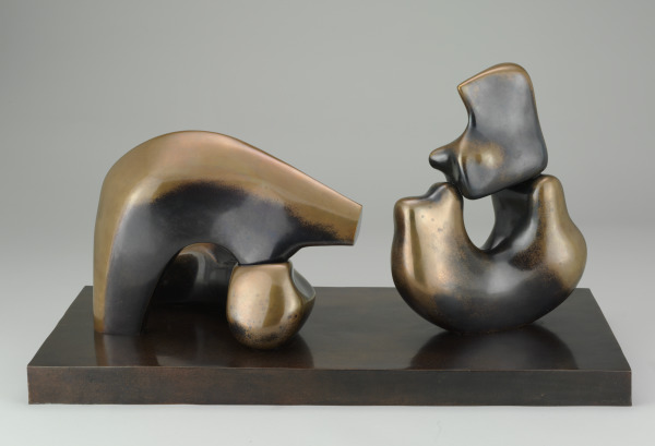 Four Piece Reclining Figure - Image 3