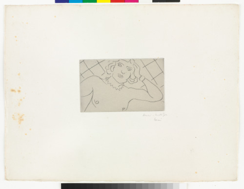 TORSO, DIAMOND-PATTERNED BACKGROUND