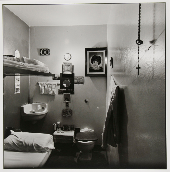 Cell of two Chicano convicts, The Walls - Image 3