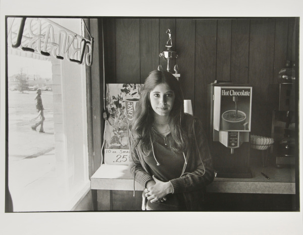 D and F Super Sub Shop Waitress. - Image 3