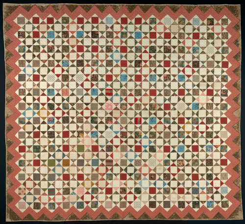 "DIAMOND IN SQUARE ON POINT "QUILT