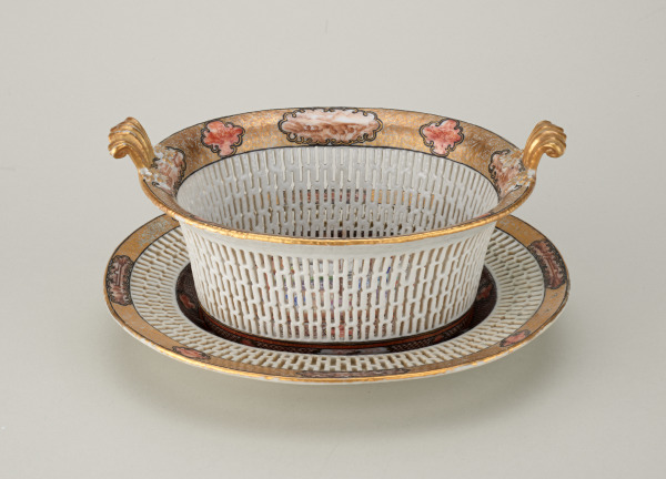 Export Basket and Stand Decorated with Scenes of Chinese Women - Image 2