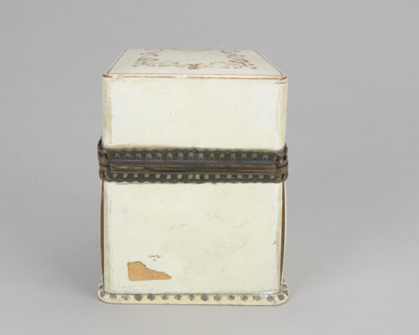 Sewing Box with Implements - Image 4