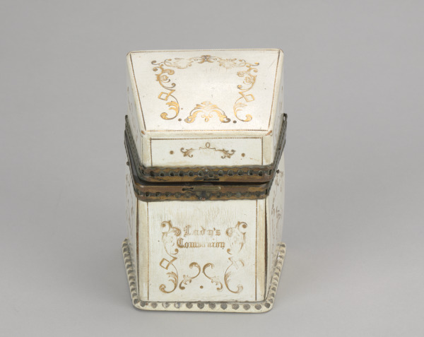 Sewing Box with Implements - Image 3