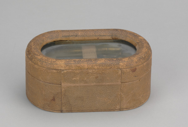 Sewing Box with Implements - Image 4