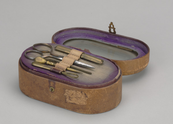 Sewing Box with Implements - Image 2