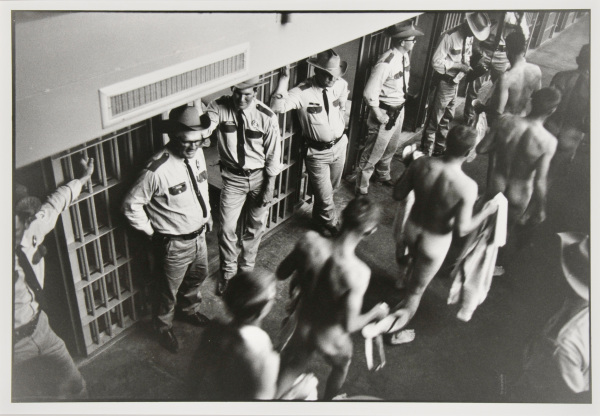 Building shakedown, Ellis - Image 5