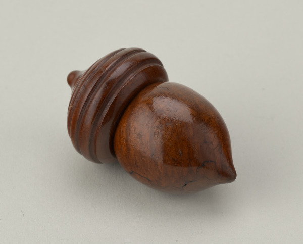 Acorn Thimble, Needle, and Thread Holder (Etui or Sewing Case) - Image 5