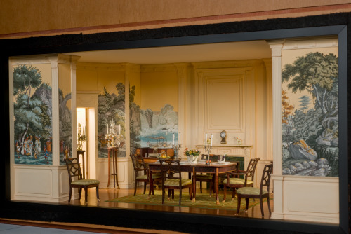 Urban New England Dining Room, 1800-1815 - Image 3