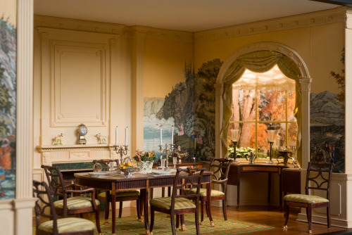 Urban New England Dining Room, 1800-1815 - Image 2