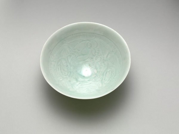 Qingbai Bowl with Design of Boys within Floral Scrolls - Image 3