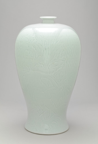 Vase with Carved Design of Boys in a Bamboo Grove - Image 2
