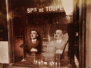 Toupée Shop, Palais Royal