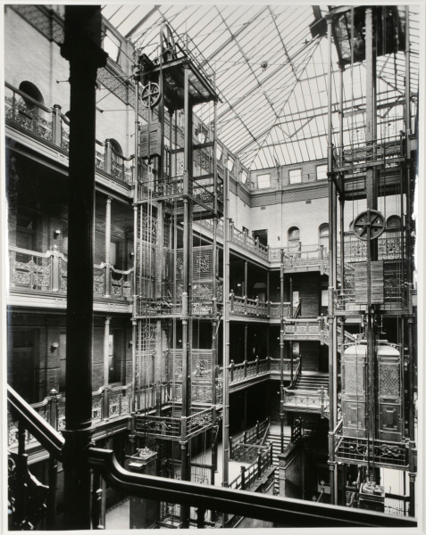 Fairyland in Iron and Glass - Image 3