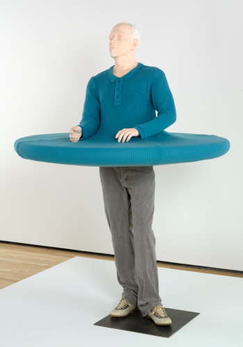 The artist who swallowed the world when it was still a disc - Image 2