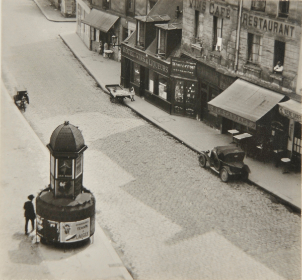 Man at Pissor, Latin Quarter, Paris - Image 4