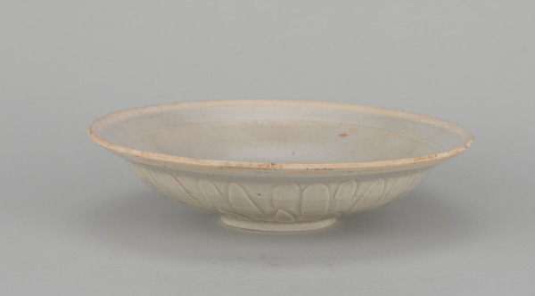 Qingbai Dish with Raised Flower Design - Image 2