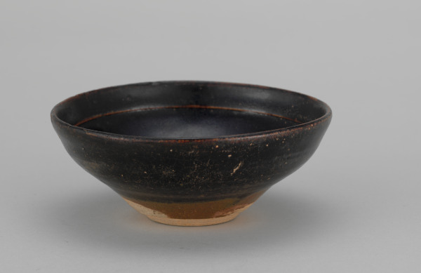 Tea Bowl with Splashed Design - Image 4