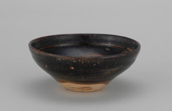 Tea Bowl with Splashed Design - Image 2