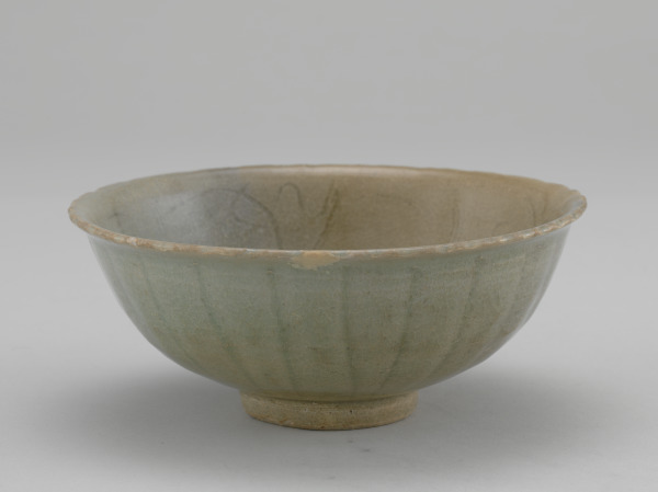 Bowl with Carved Design - Image 3