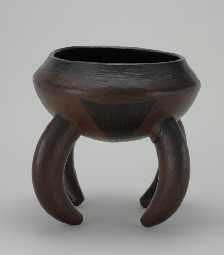 Four-legged Vessel for a Chief - Image 8