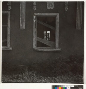 Empty Home, Chernowitz