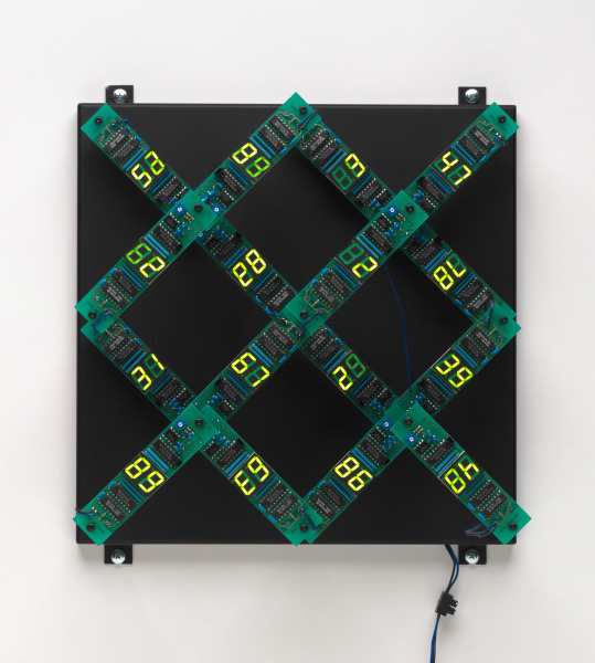 Model (16) Green No. 26 - Image 5