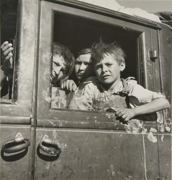 Children of Migrant Agricultural Workers in California - Image 3