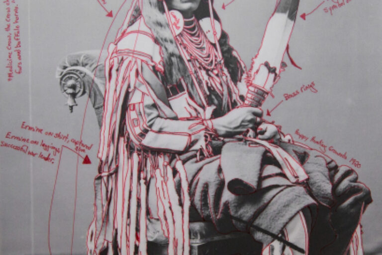 PEELATCHIWAAXPÁASH / MEDICINE CROW (RAVEN)