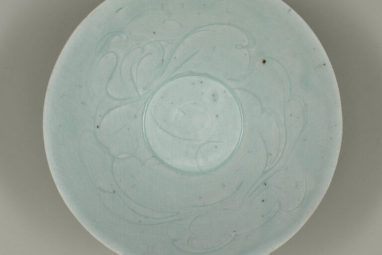 Bowl with Carved Flower and Leaves Design