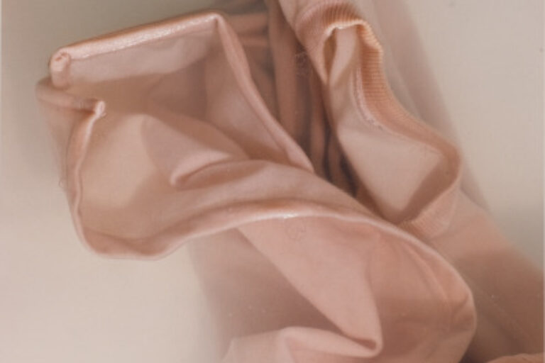 FALTENWURF (SUBMERGED)