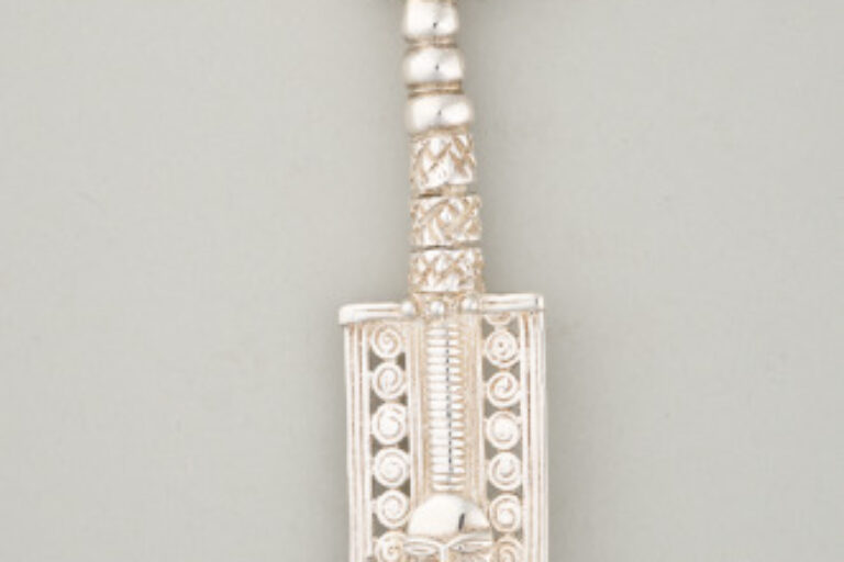 MOTHER WITH CHILD BROOCH