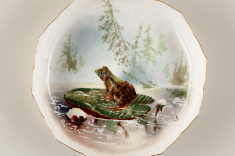 "THE FROG" SOUP PLATE
