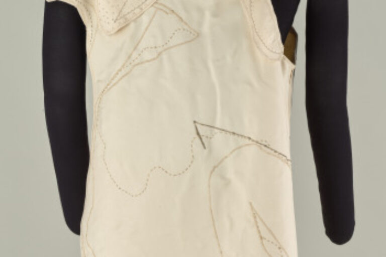 UNTITLED (EMBROIDERED PARTY ENSEMBLE FOR LESLIE KING HAMMOND)