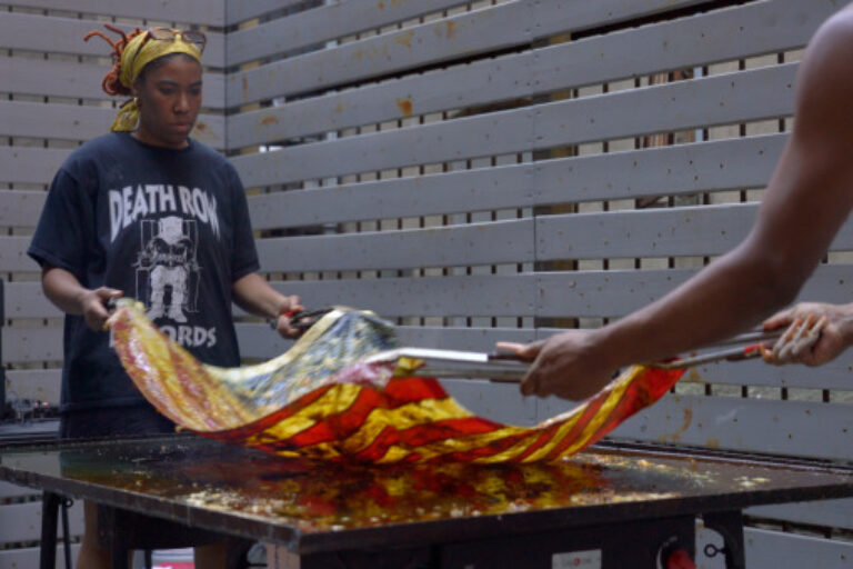 HOW DO YOU PROPERLY FRY AN AMERICAN FLAG (STUDY)